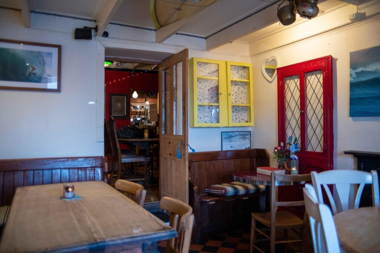 Manorbier Castle Inn Sunset Room 외부 사진
